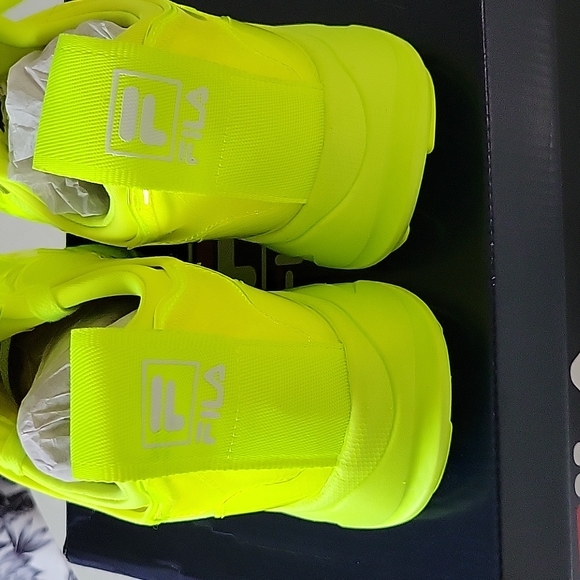 FILA fluorescent yellow sneakers 9 - Picture 4 of 6
